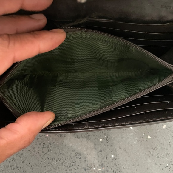 BURBERRY QUILTED LEATHER DARK CHOCOLATE BROWN CONTINENTAL LONG WALLET - Picture 7 of 15